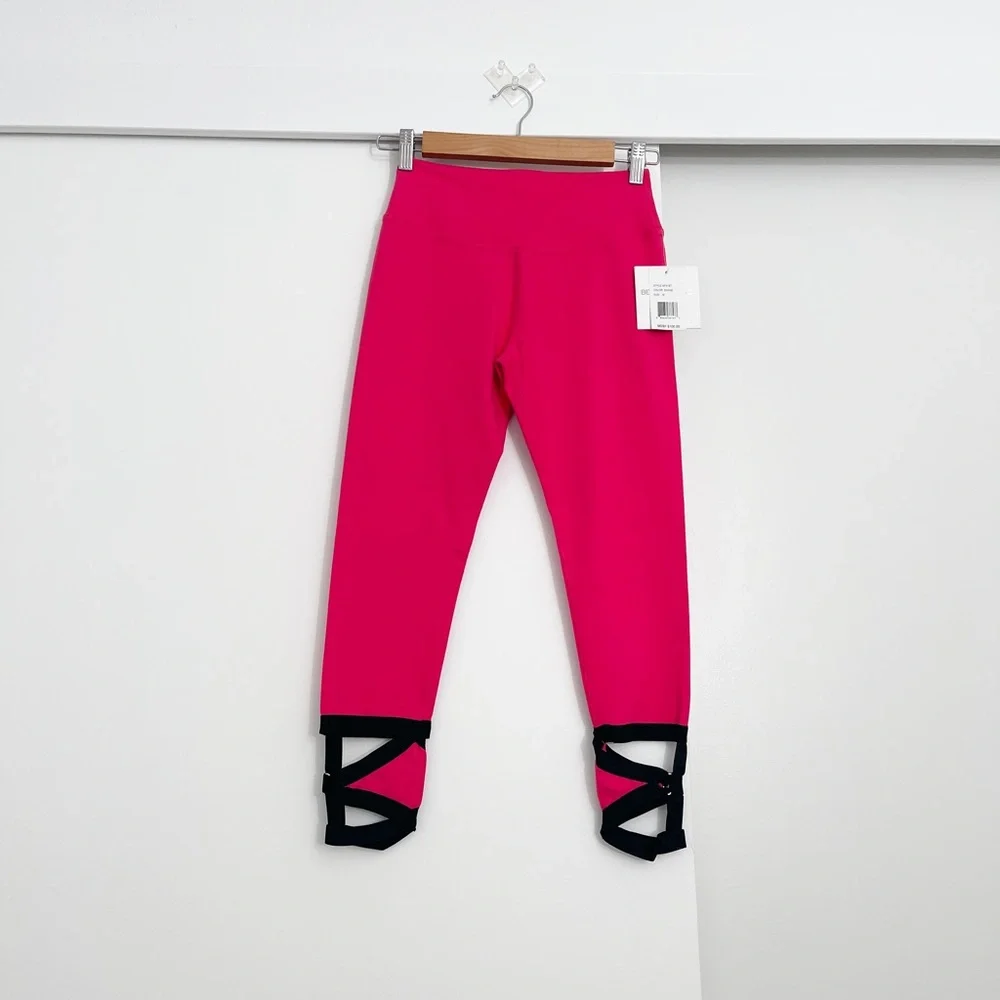 NWT Beyond Yoga Leggings Size Medium